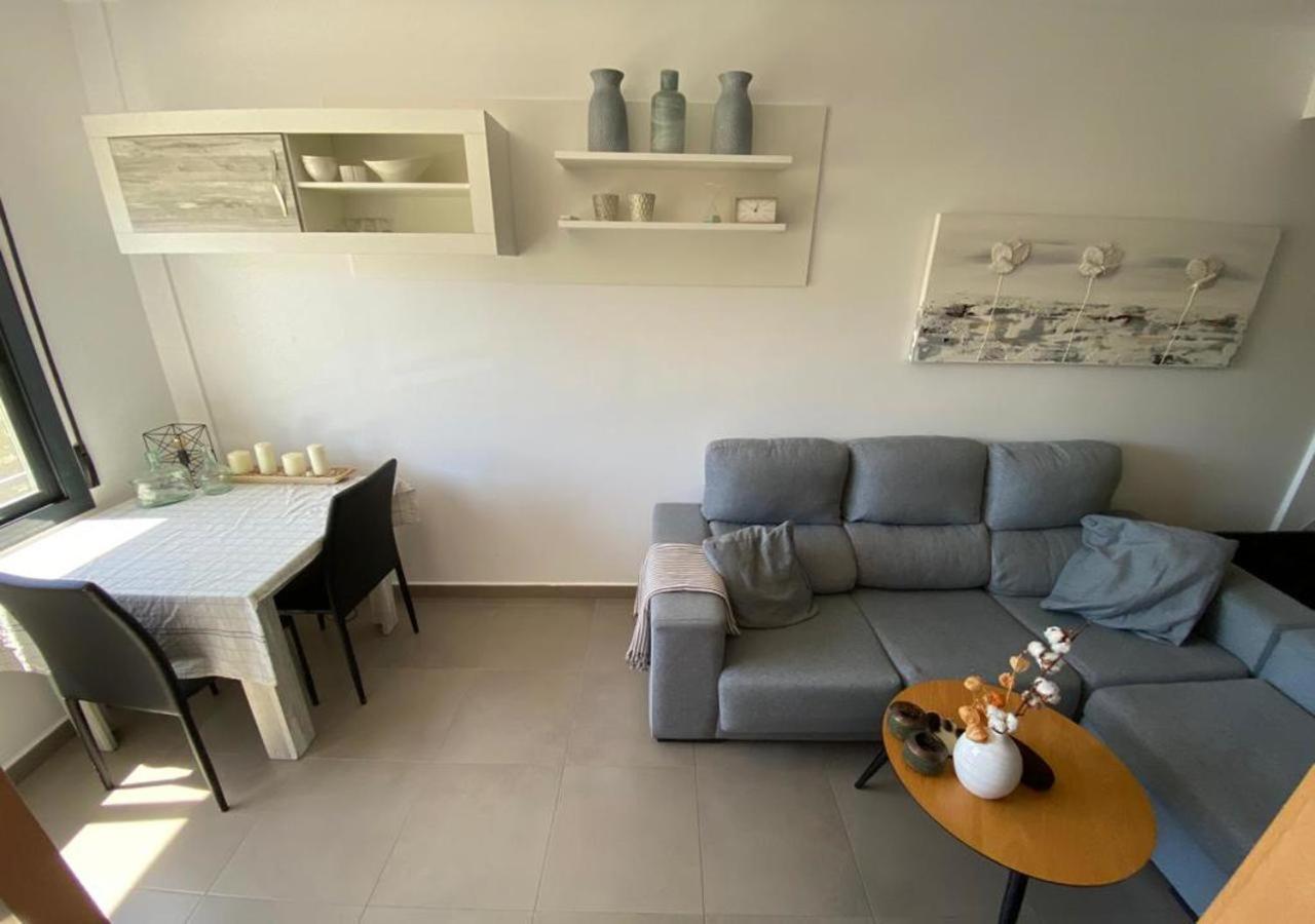 Near Moraira In 2 Apartment Benitachell